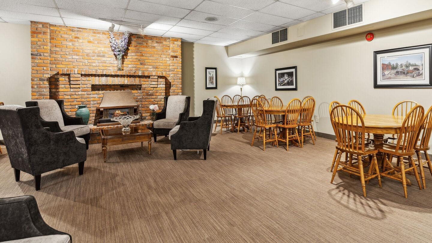 Nalder Funeral Home gallery image 5
